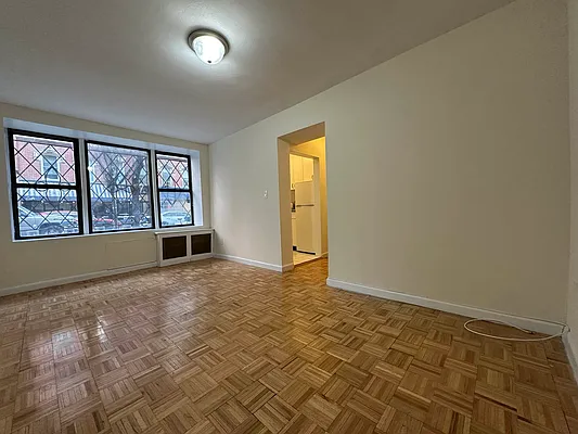 Rented by Bond New York | media 1