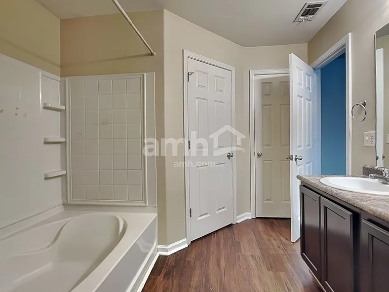 37 Braxton Manor Dr — Photo 14