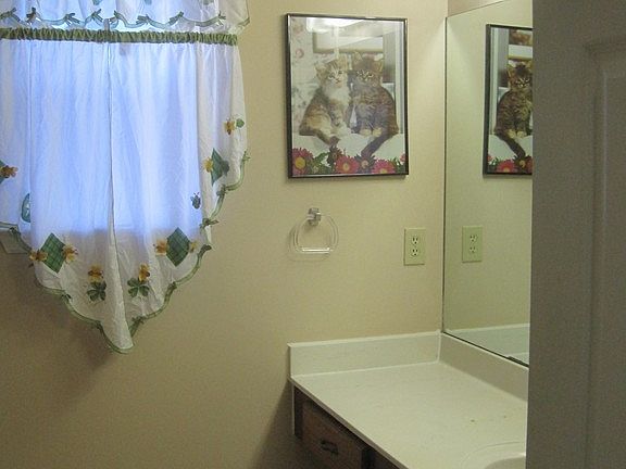 2nd image of 1250 Park Creek Cir