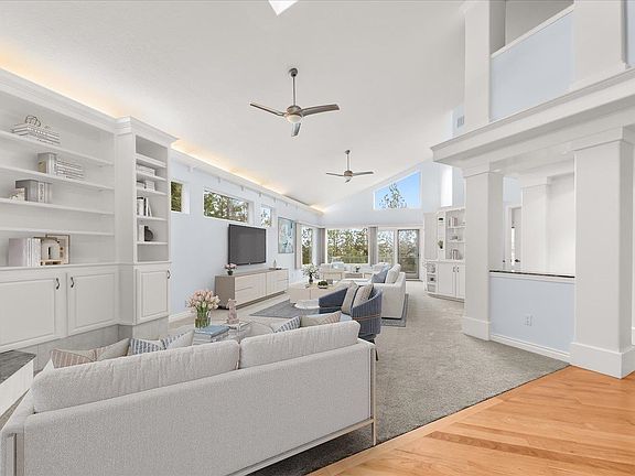 4th image of 2030 S Parkwood Cir