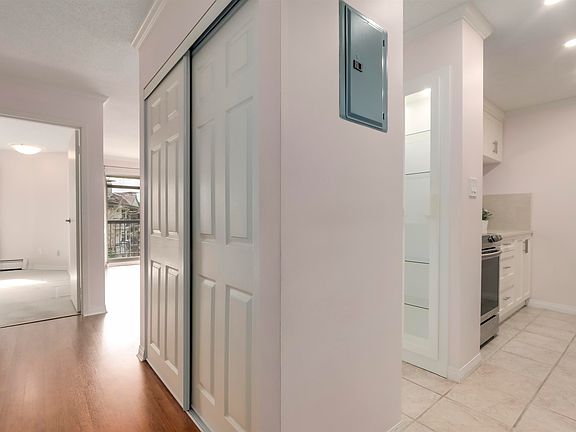 3rd image of 10220 Ryan Rd #306