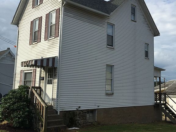 3rd image of 140 S Washington Ave