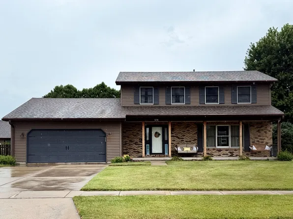 1216 N 14th St, Rochelle, IL 61068