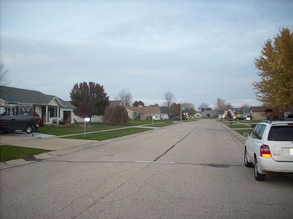 wisconsin ave neighborhood