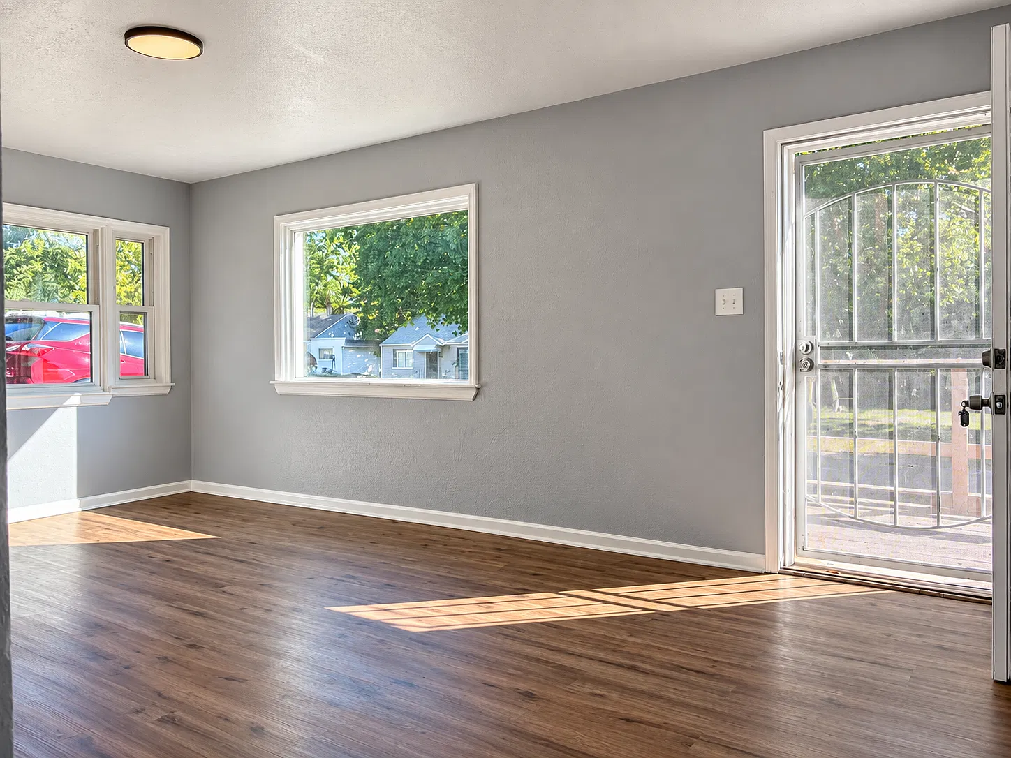 4 bed, 1290 sqft, $1,500 — Photo 2