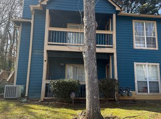 5516 Mountain Springs Cir, Stone Mountain, GA 30088