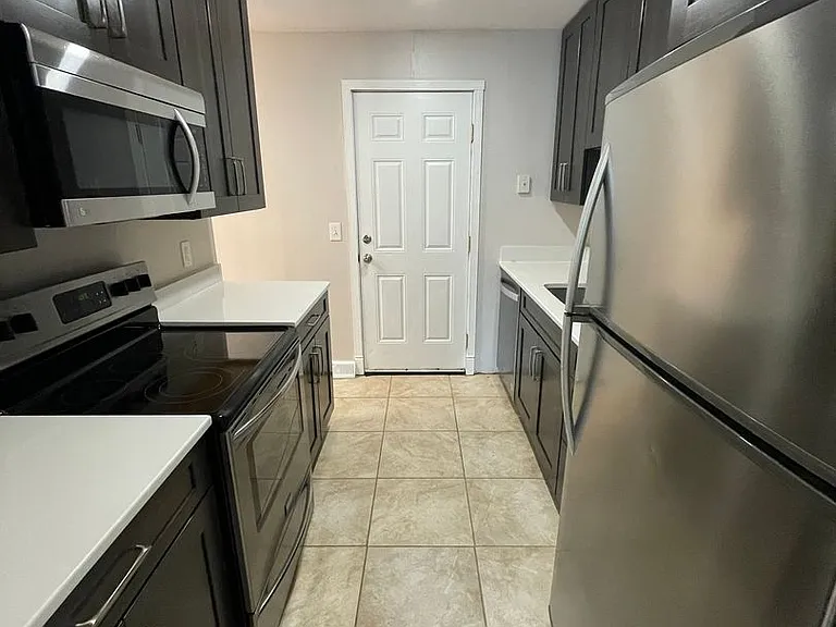 9131 W 90th Pl — Photo 7