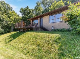 16702 78th Ave W, Taylor Ridge, IL 61284