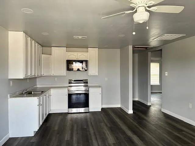 Building Photo - 1220 Paul Maillard Rd #7