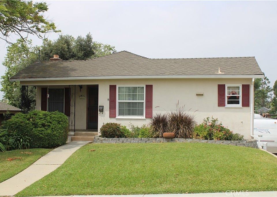 1st image of 619 Beverly Dr