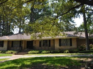 2128 Parkway Pl, Tyler, TX 75701