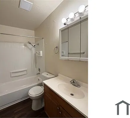 443 Fleming Ave E — Photo 8