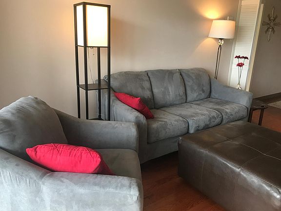 5th image of 888 N Logan St APT 6D