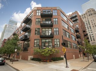 333 W Hubbard St APT 2G, Chicago, IL 60654