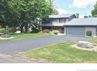 69 Tracy Dr, Vernon, CT 06066