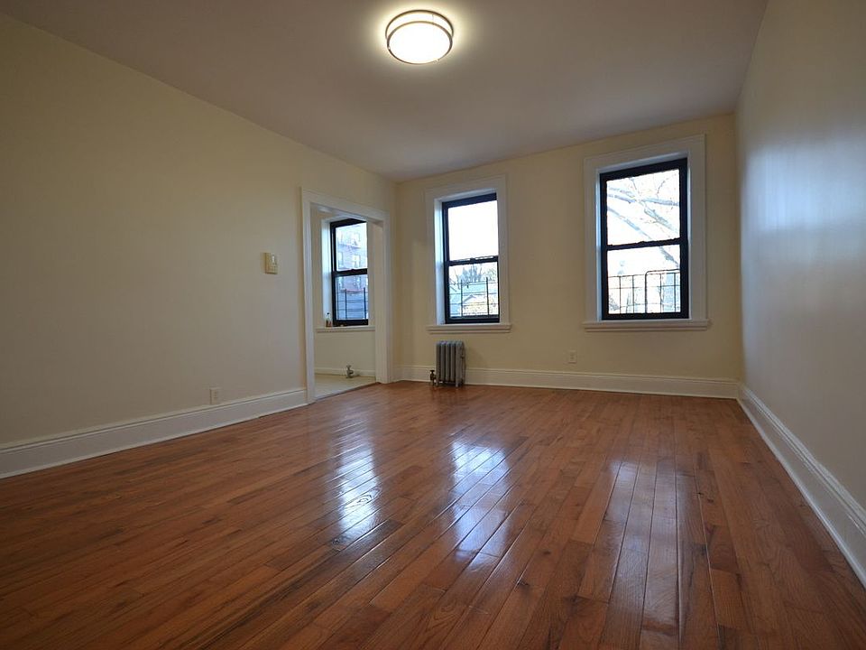 1st image of 4011 79th St APT 3A