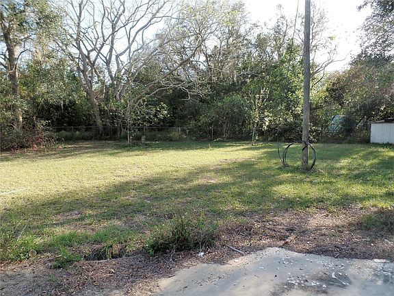 5th image of 2830 Laurel Ave