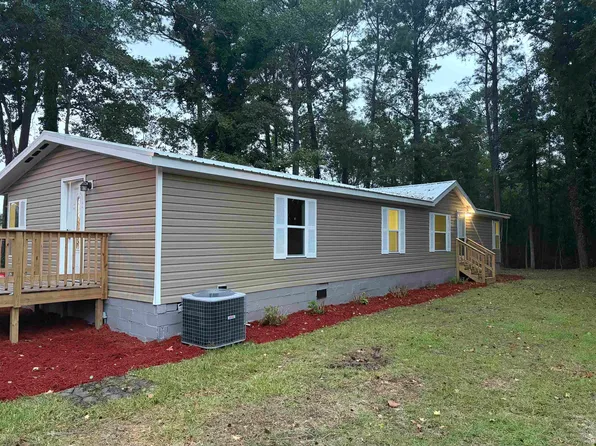 1922 N Twisted Oak Dr., Little River, SC 29566