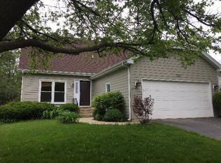 1107 Needham Rd, Naperville, IL 60563