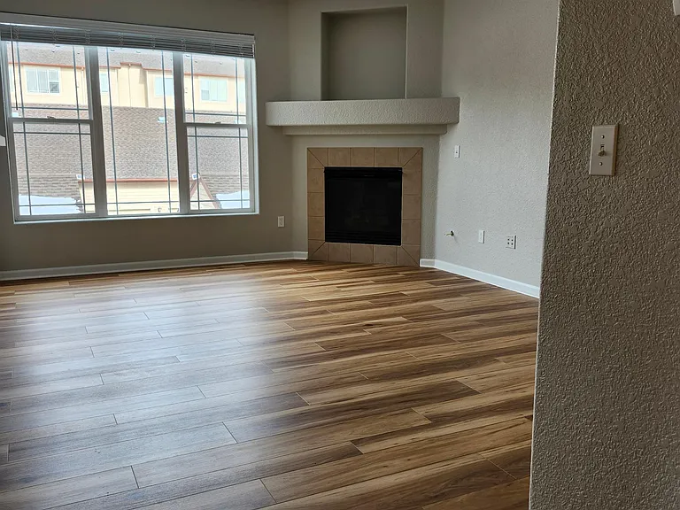 8520 S Holland Ln #201 — Photo 5