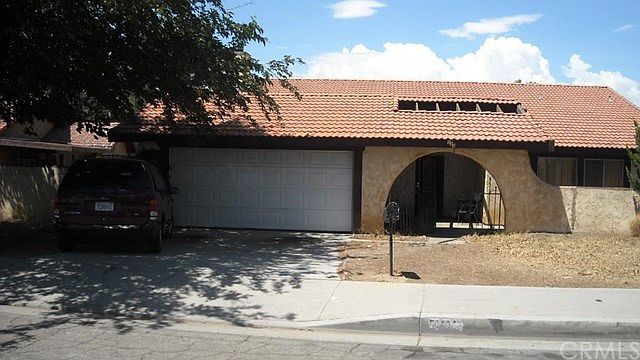 1st image of 533 W Avenue K