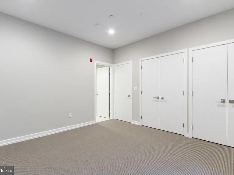 720 S Sartain St #1 — Photo 18