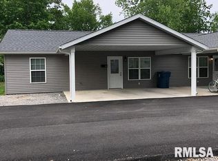 1105 N Monroe St #A-D, Marion, IL 62959