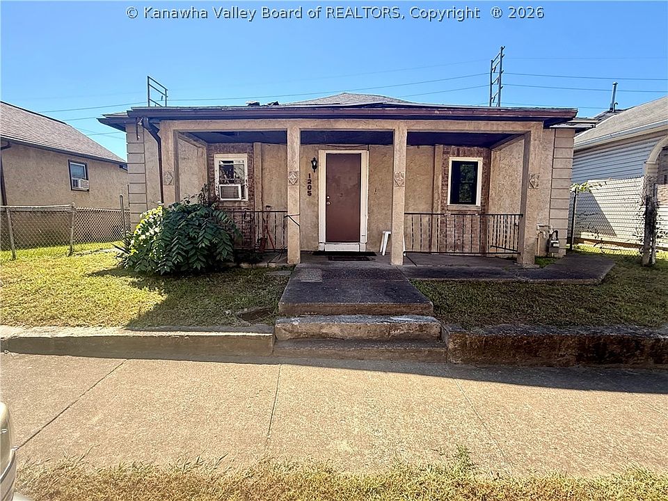 1st image of 1206 6th St
