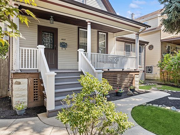 4th image of 4637 N Kilbourn Ave