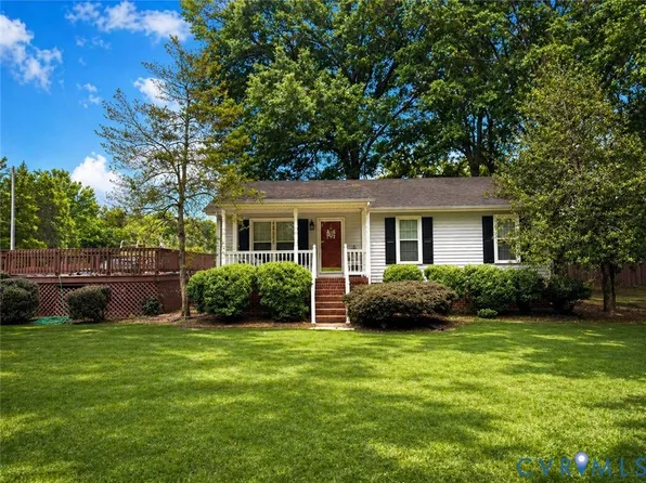 17144 Wagner St, Milford, VA 22514