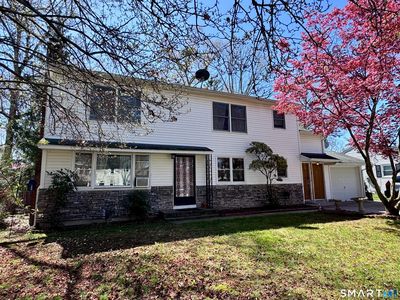 8 Oakridge Drive, Enfield, CT, 06082