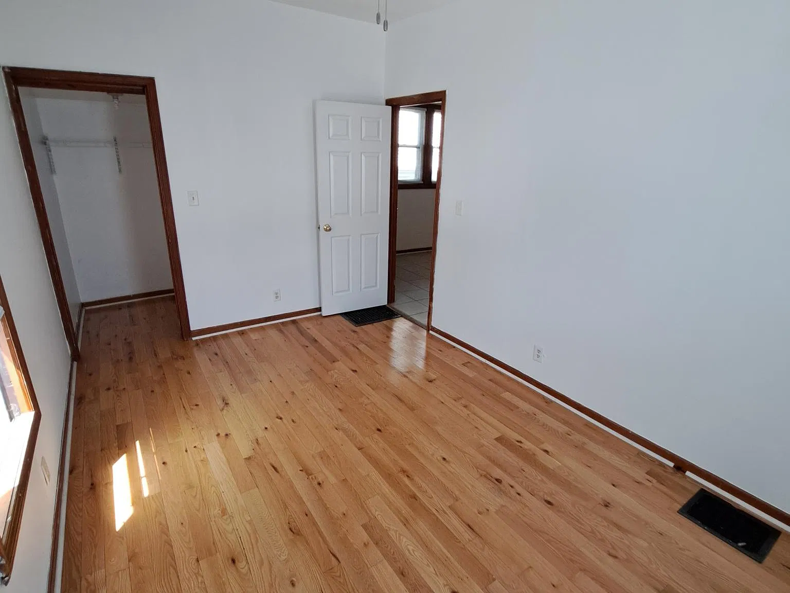426 Pearl St — Photo 4