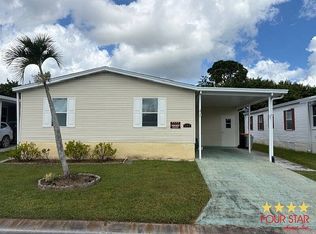 587 Johnathans Cay, Vero Beach, FL 32966