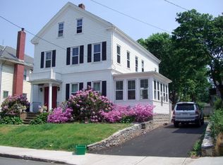 13 Bliss Rd, Newport, RI 02840