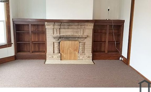 4th image of 1327 43rd Ave