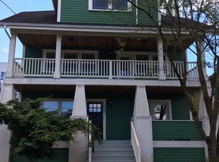 4642 SE Madison St, Portland, OR 97215