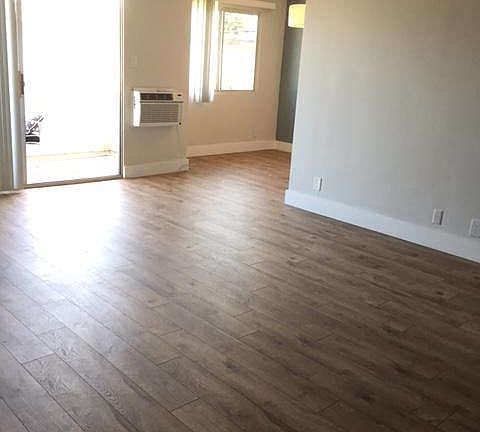 5th image of 1326 S Saltair Ave APT 8