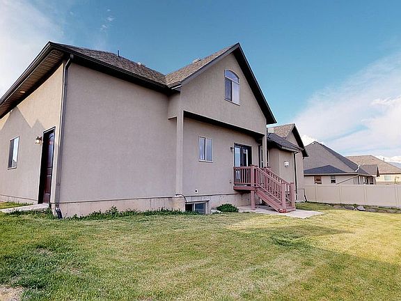 4th image of 513 W Andrews Ln