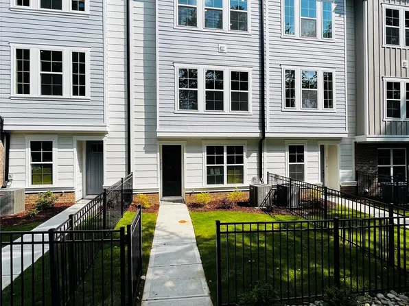 1212 Craig View Way, Charlotte, NC 28211