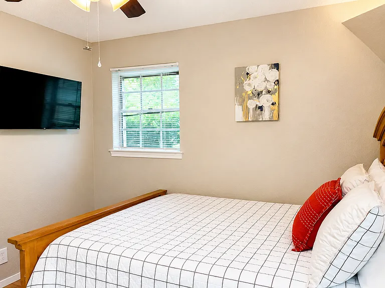 1607 Sagebrush Trl — Photo 16