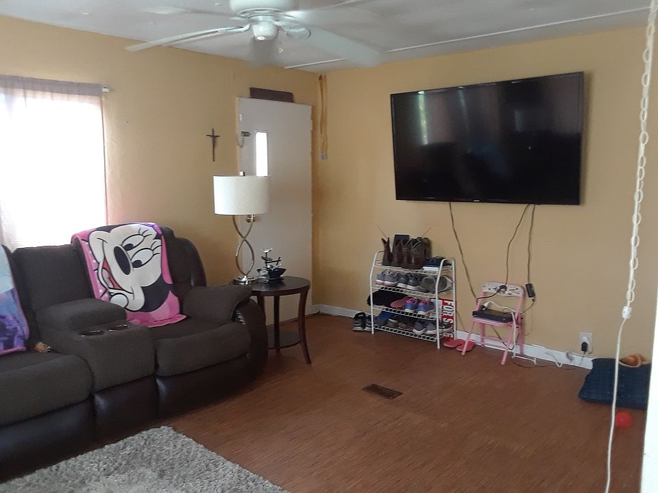 1st image of 1003 Myakka Dr