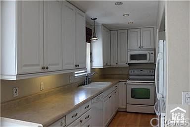 2nd image of 9642 Cornwall Dr