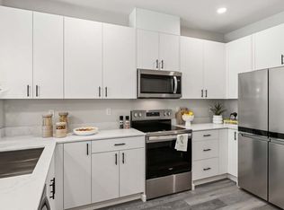 16202 Manor Way #D02-10, Lynnwood, WA 98087