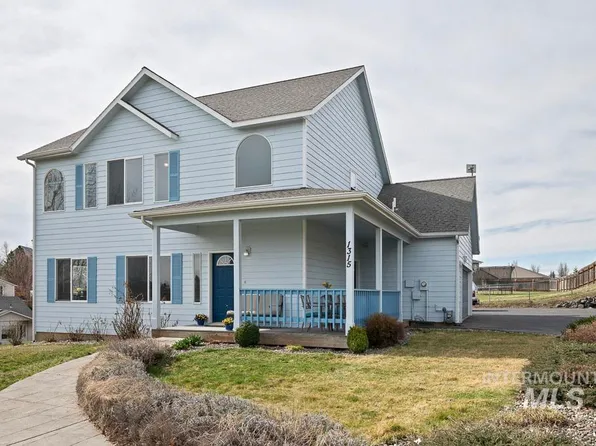 1315 Franklin Rd, Moscow, ID 83843