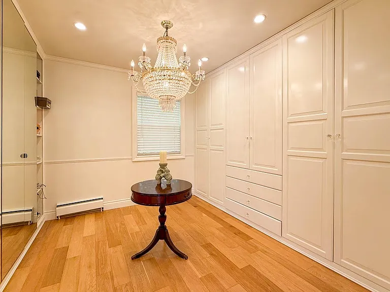 1249 Chartwell Pl — Photo 26