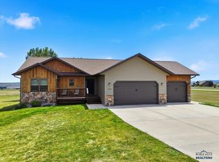 19236 Carriage Cir, Belle Fourche, SD 57717