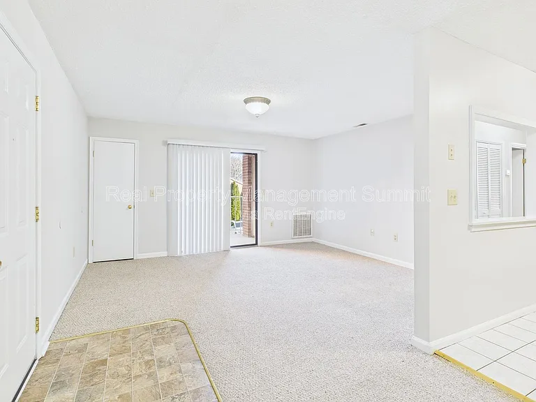 325 Campbell St. — Photo 3