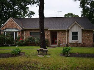 10062 Warwana Rd, Houston, TX 77080