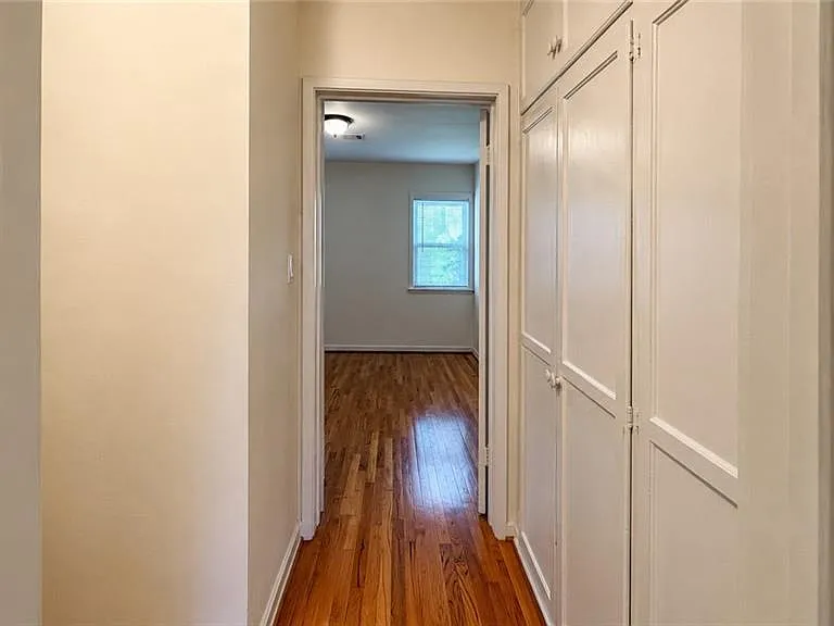 2569 N Brighton St — Photo 9