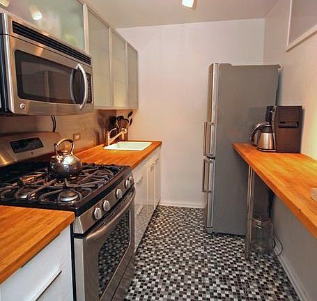 5th image of 244 Seaman Ave #4D